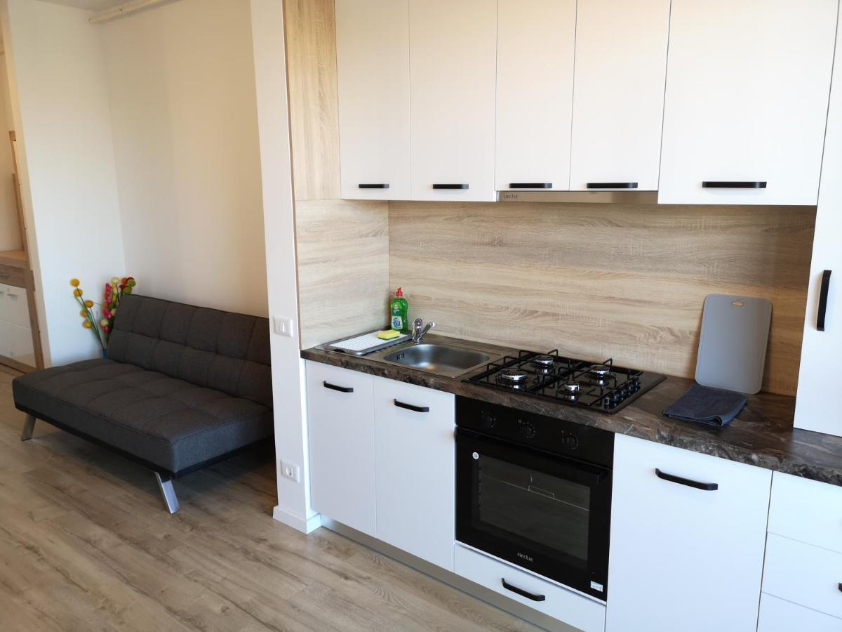 Ared-Atrium Mall Chrysflatty3 Premium Apartment 60Mp Arad Luaran gambar